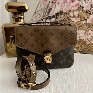 Louis Vuitton Reverse Pochette Métis